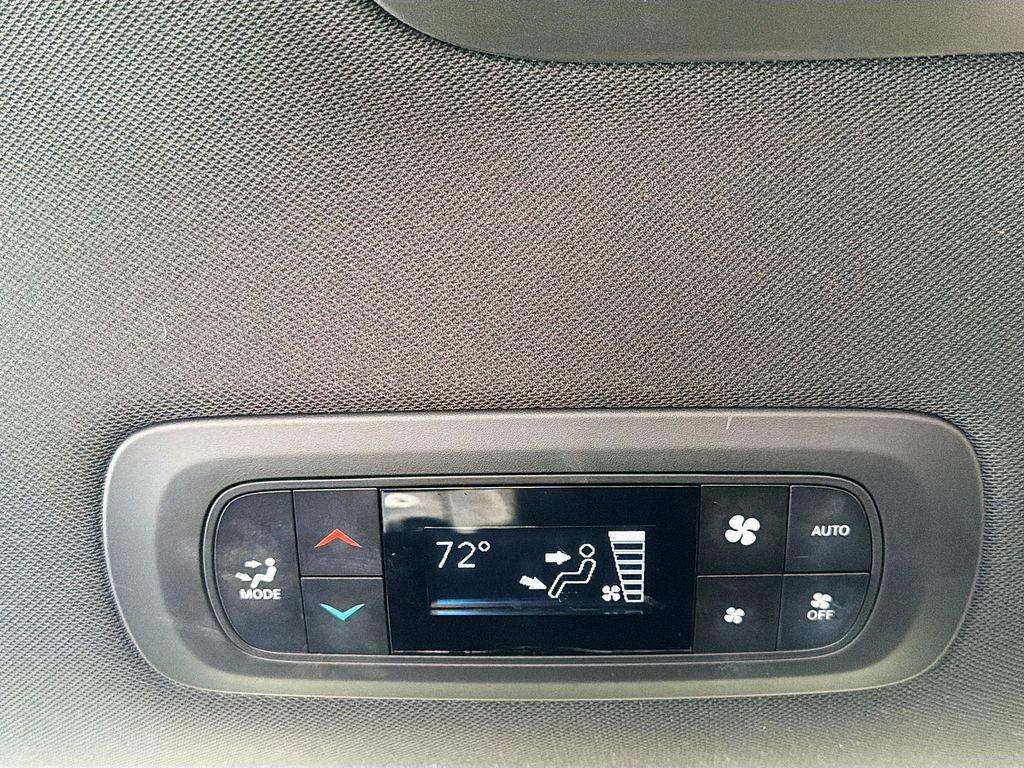 Used 2021 Chrysler Pacifica Touring w/ S Appearance Package image 27