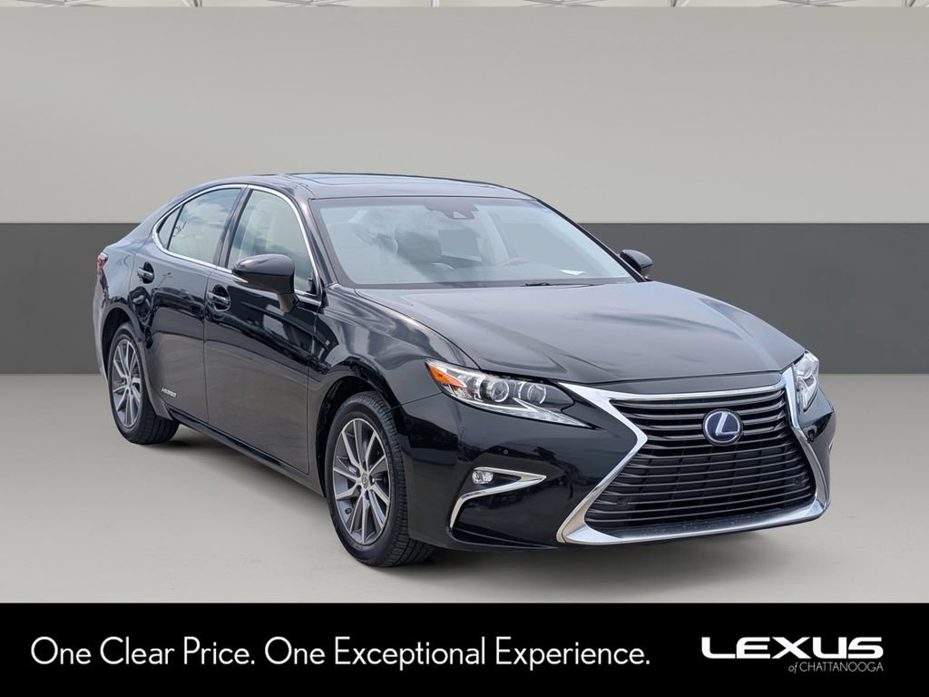 Used 2016 Lexus ES 300h w/ Luxury Package w/Wood Trim