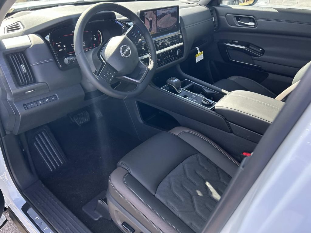 New 2026 Nissan Pathfinder Platinum AWD/4WD image 25