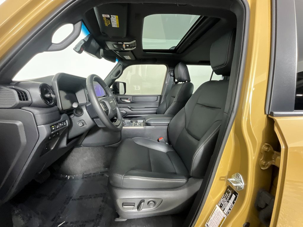 Used 2024 Toyota Land Cruiser image 16