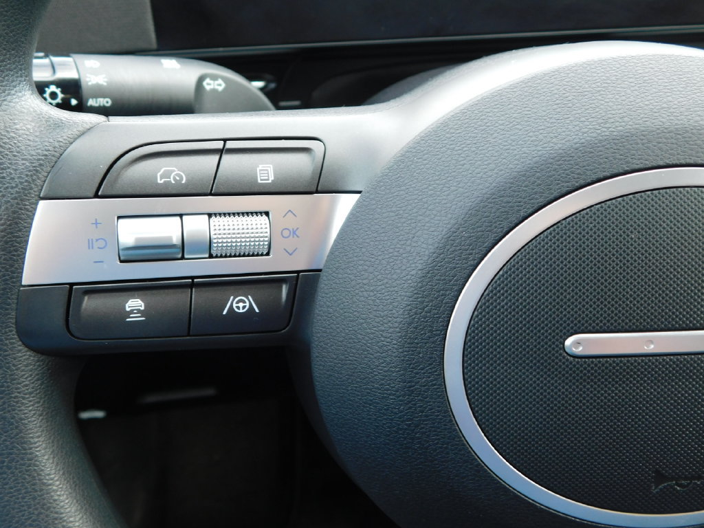 Used 2026 Hyundai Kona SE FWD image 27