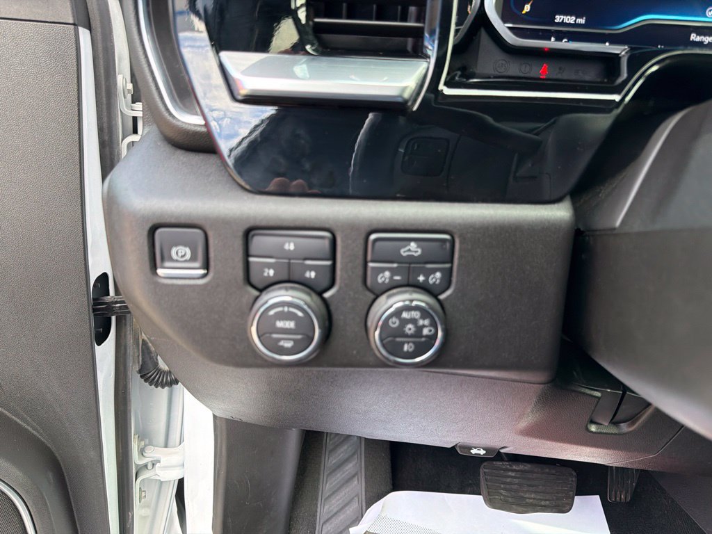 Used 2025 Chevrolet Silverado 2500 LT w/ Convenience Package AWD/4WD image 25