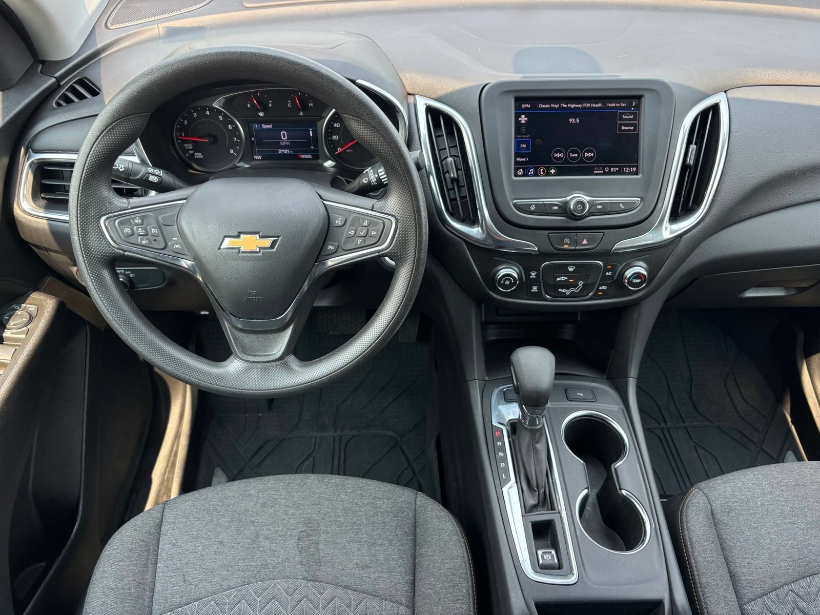 Used 2023 Chevrolet Equinox LT w/ LPO, Floor Liner Package AWD/4WD image 18