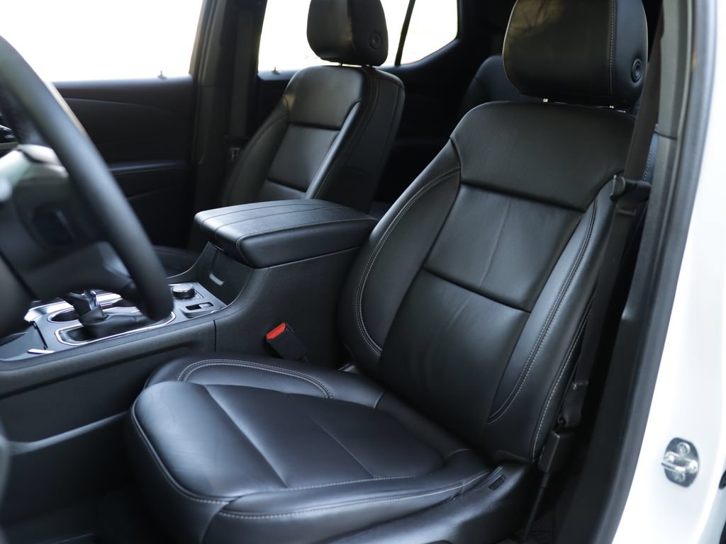 Used 2023 Chevrolet Traverse LT AWD/4WD image 22