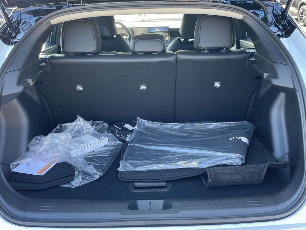 New 2026 Nissan Leaf SV+ w/ Floor Mat Package (SV+) FWD image 8