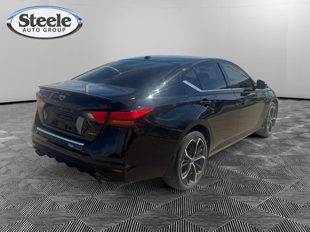 Used 2023 Nissan Altima 2.5 SR w/ SR Premium Package AWD/4WD image 5