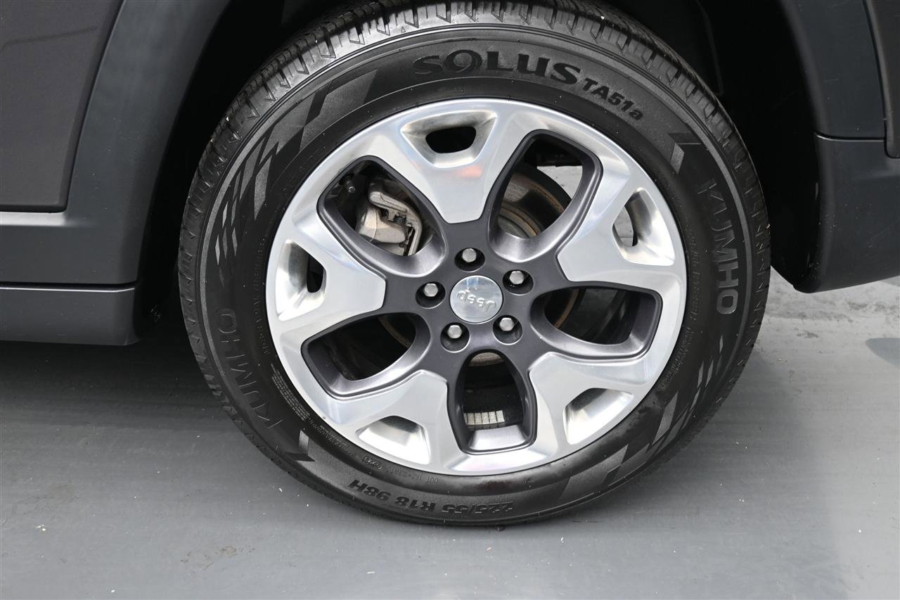 Used 2021 Jeep Compass Limited FWD image 15