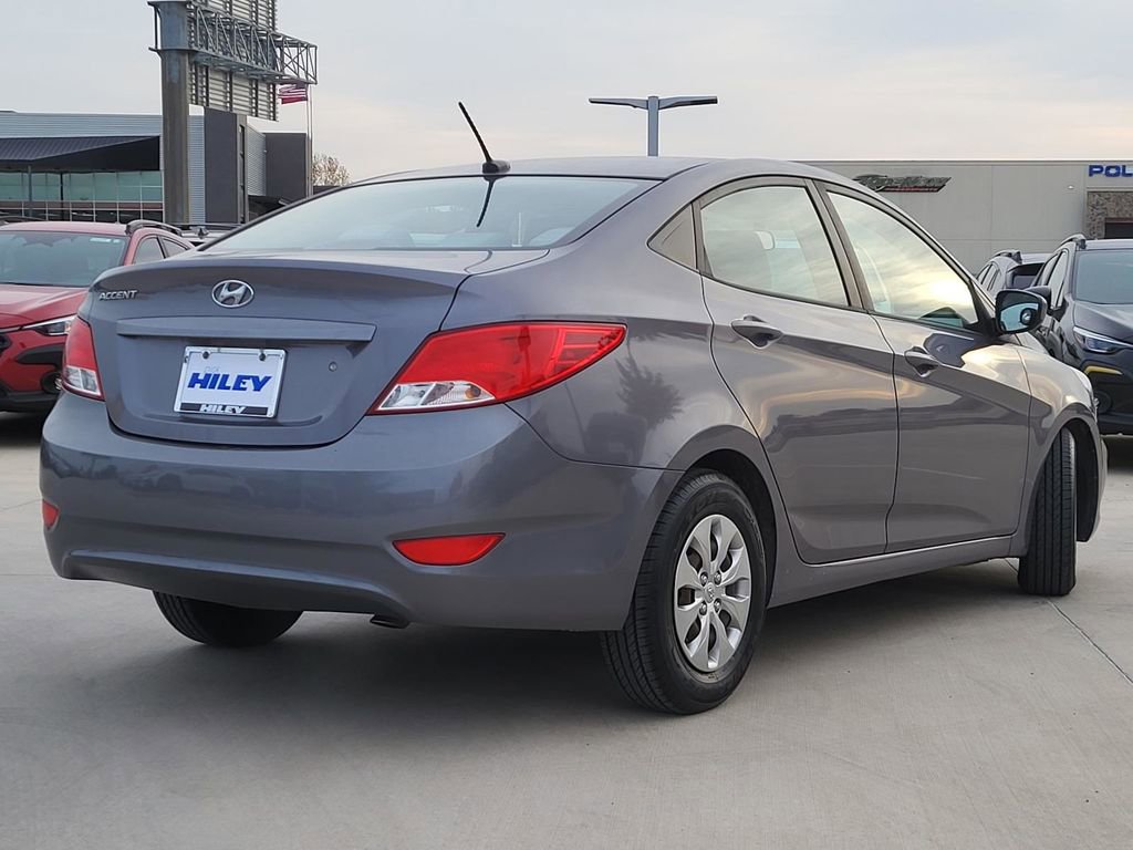 Used 2017 Hyundai Accent SE image 4