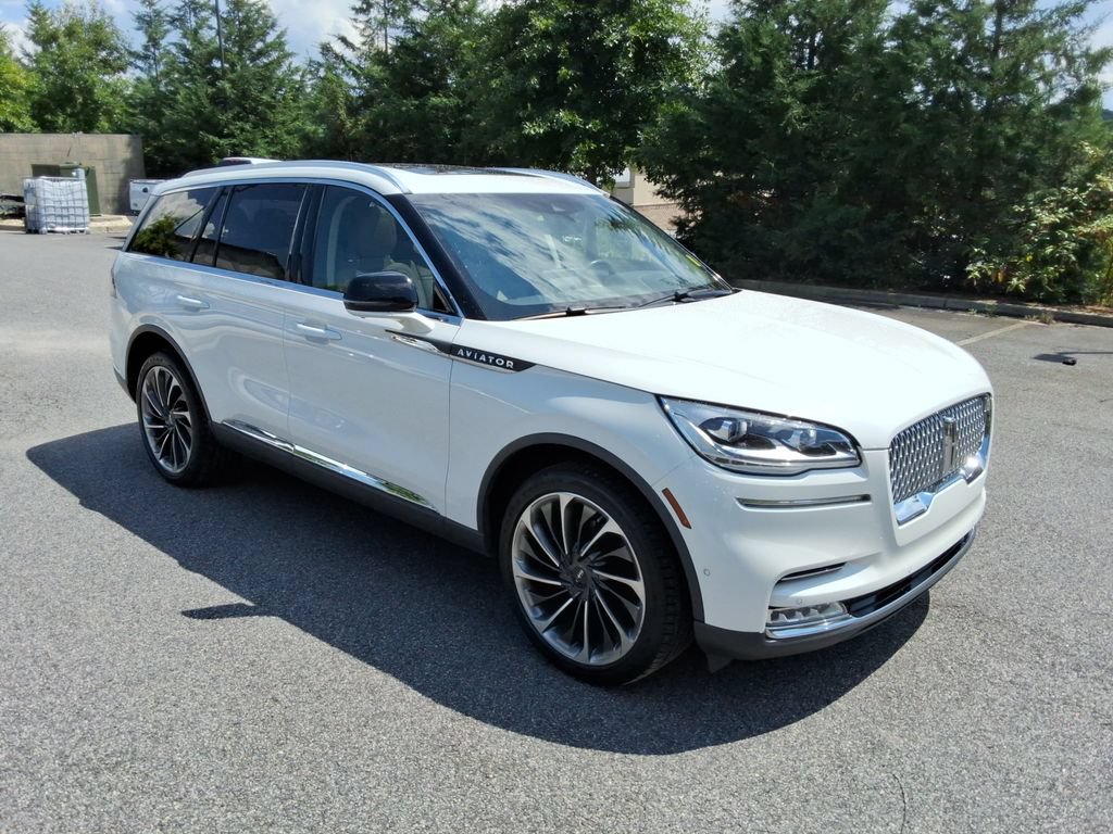 Used 2020 Lincoln Aviator Reserve w/ Equipment Group 202A AWD/4WD video 3