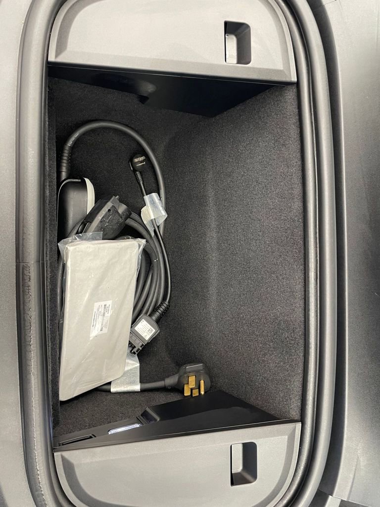 Used 2024 Porsche Taycan 4 Cross Turismo image 24