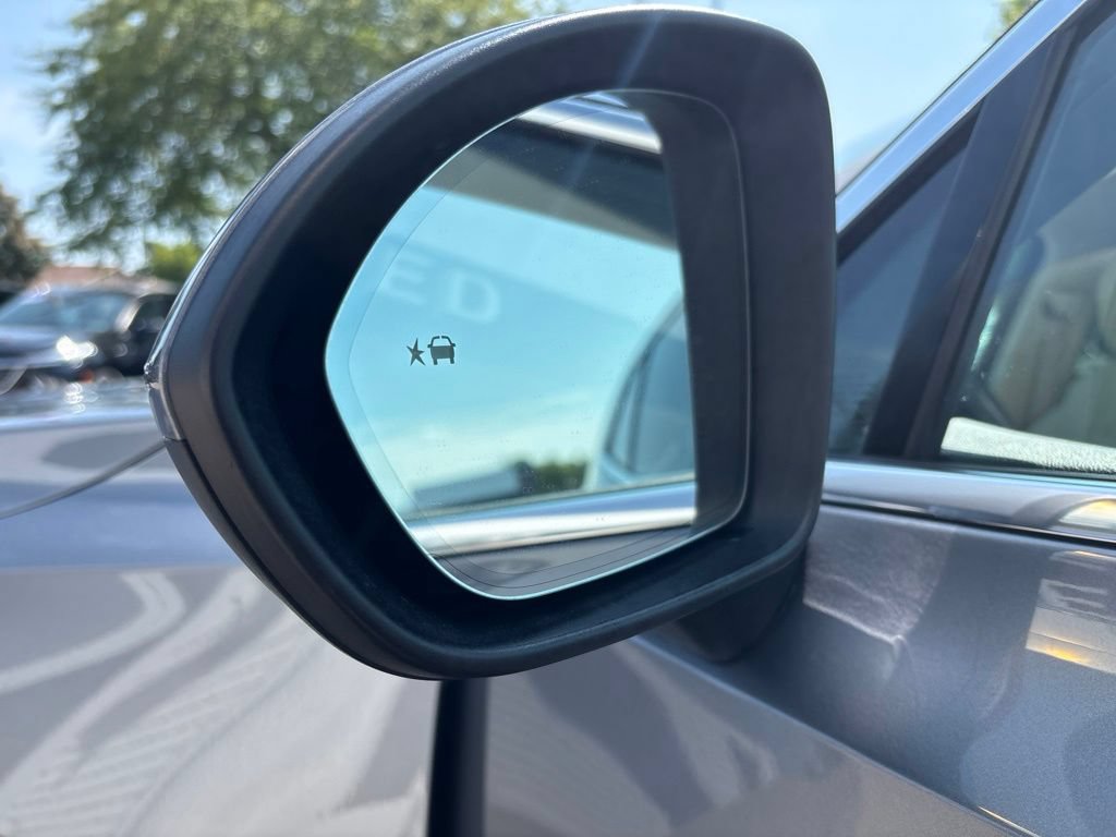 Certified 2022 Buick Envision Avenir w/ Premium Seat Package FWD image 16