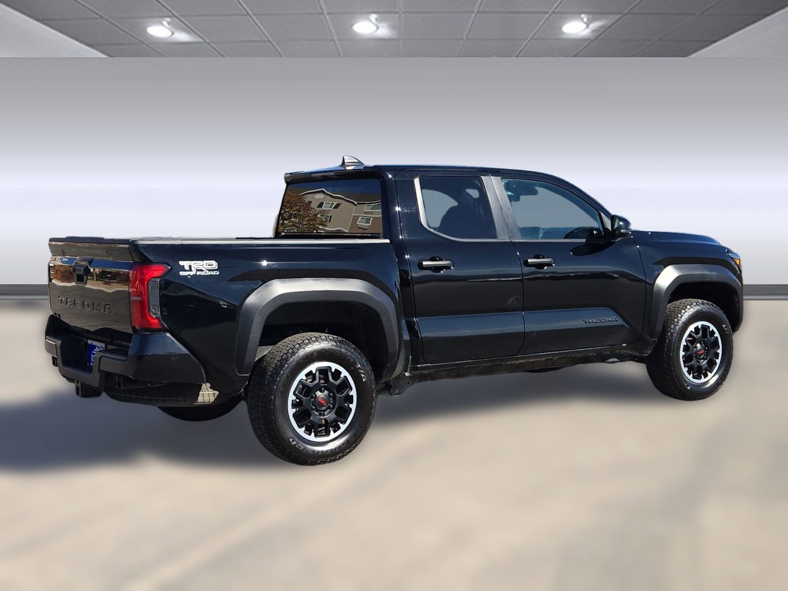 Used 2024 Toyota Tacoma TRD Off-Road image 8