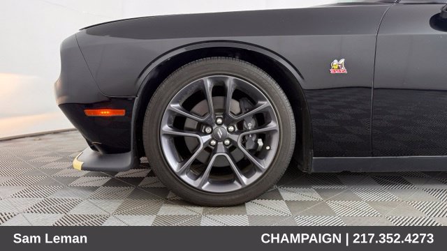 Used 2023 Dodge Challenger R/T Scat Pack RWD image 9