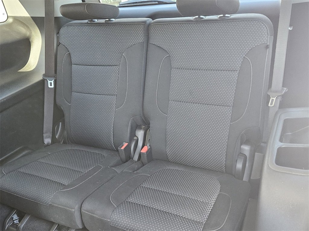 Certified 2023 GMC Acadia SLE w/ Driver Convenience Package image 7