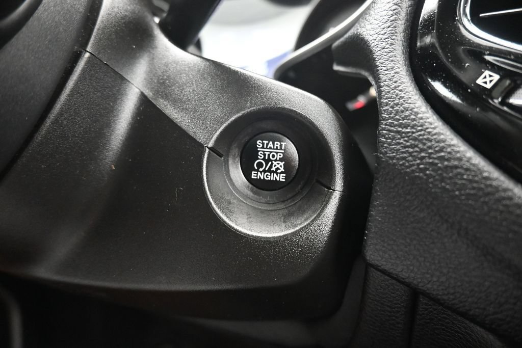 Used 2019 Jeep Compass Latitude AWD/4WD image 20