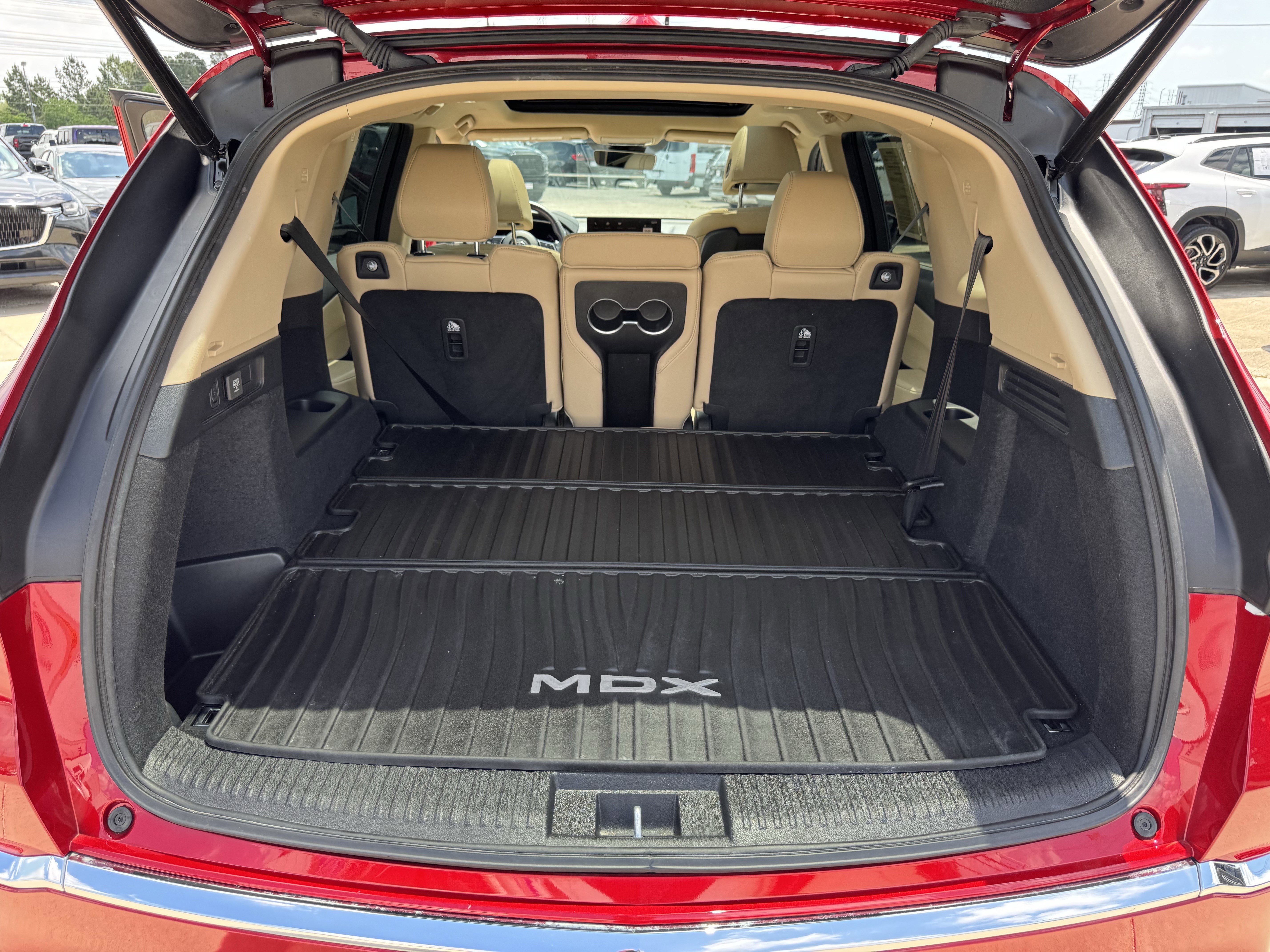 Used 2023 Acura MDX FWD image 31