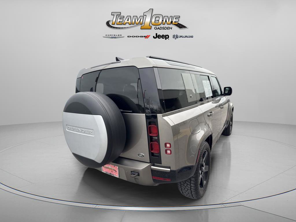 Used 2022 Land Rover Defender 110 X-Dynamic SE AWD/4WD image 9
