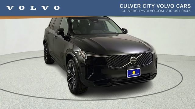 New 2026 Volvo XC90 T8 Ultra w/ Protection Package