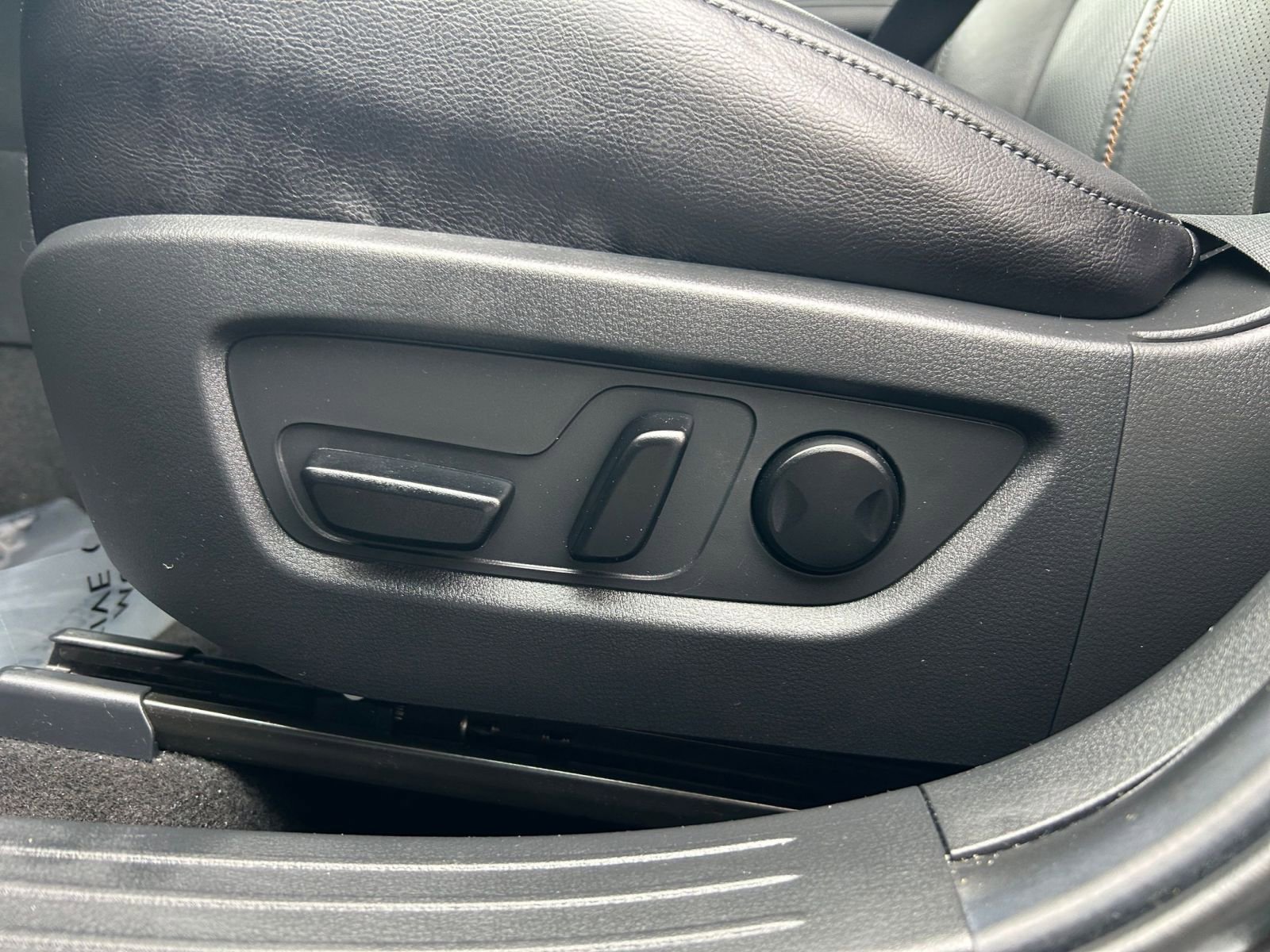 Used 2025 MAZDA CX-50 2.5 Hybrid w/ Premium Plus Pkg image 22