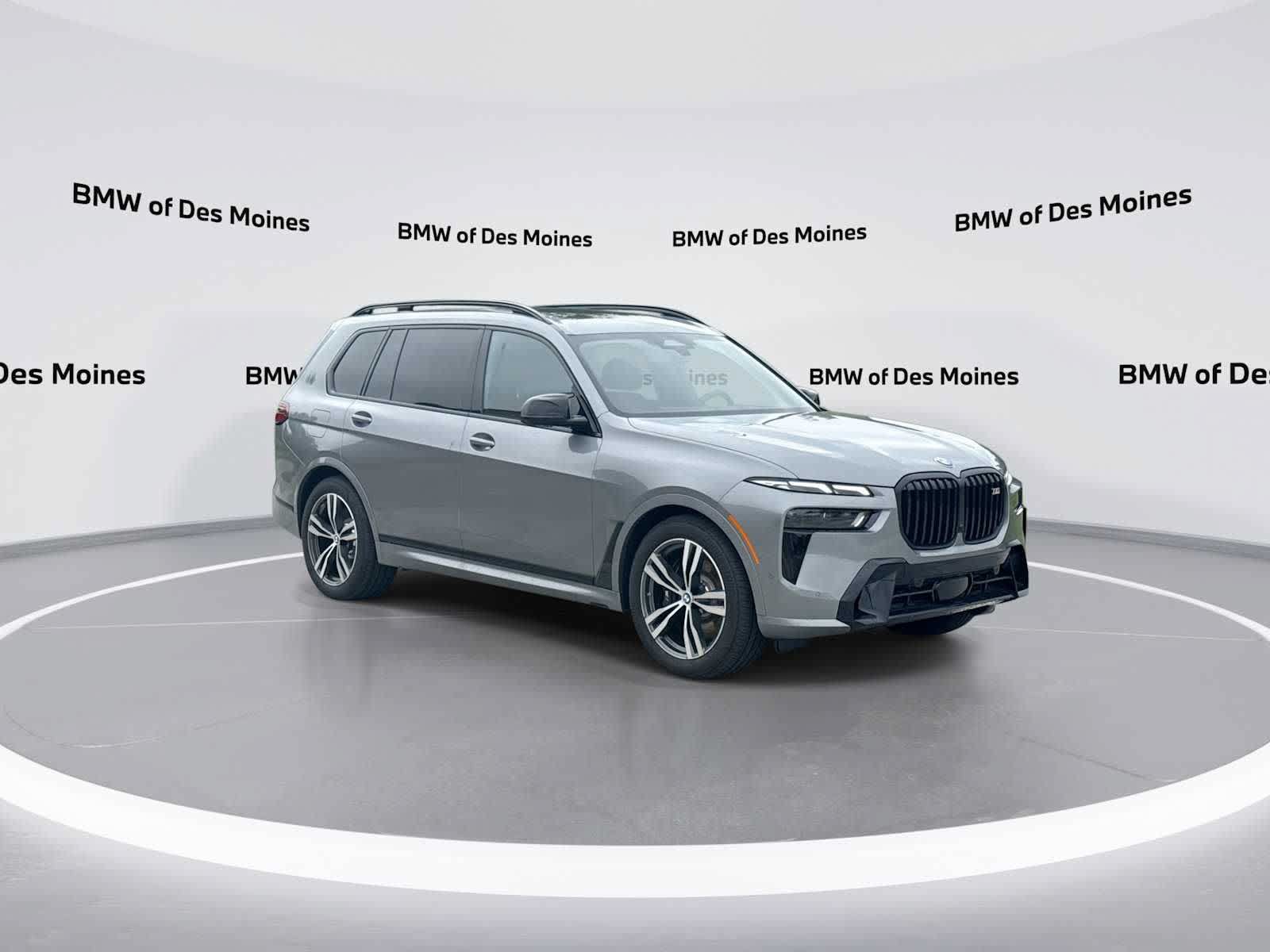 New 2026 BMW X7 M60i w/ M Sport Professional Package AWD/4WD image 2