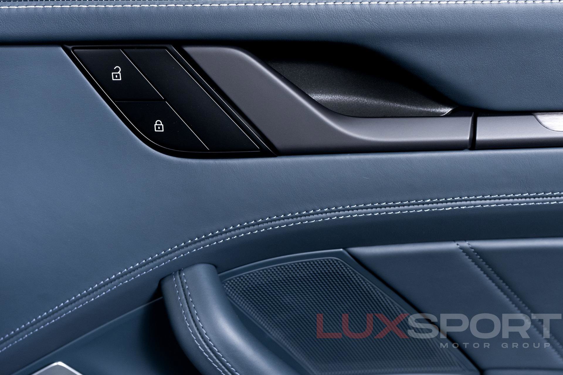 Used 2024 Porsche 911 Targa 4 GTS image 56