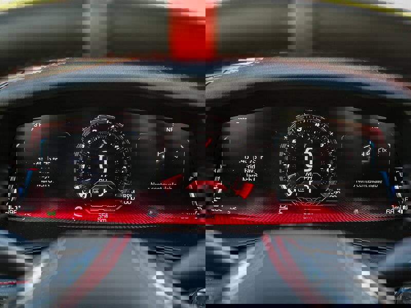 Used 2026 Chevrolet Corvette Stingray Coupe w/ Z51 Performance Package image 33