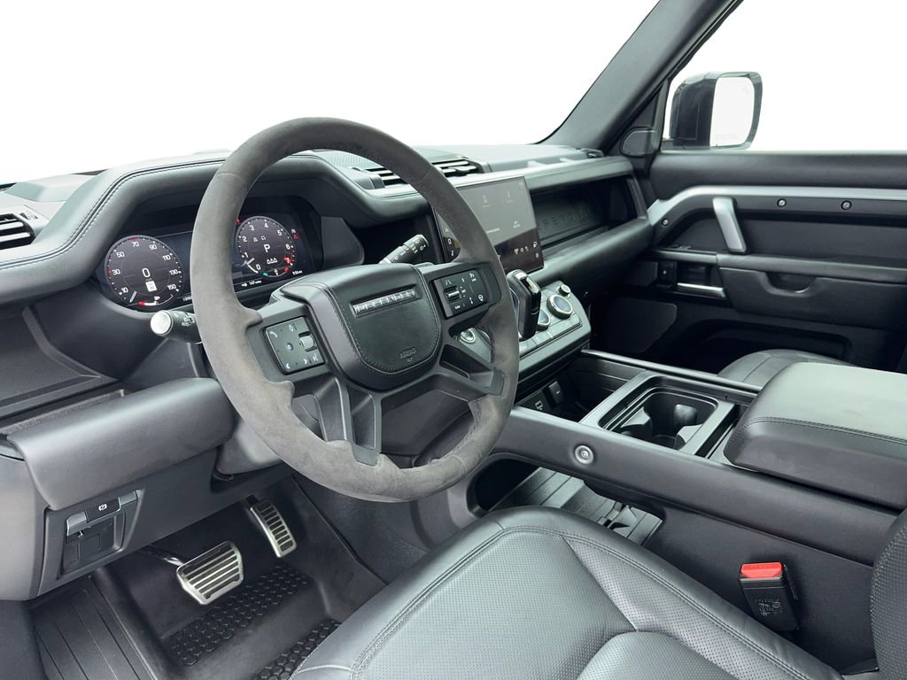 Used 2023 Land Rover Defender 110 V8 image 17