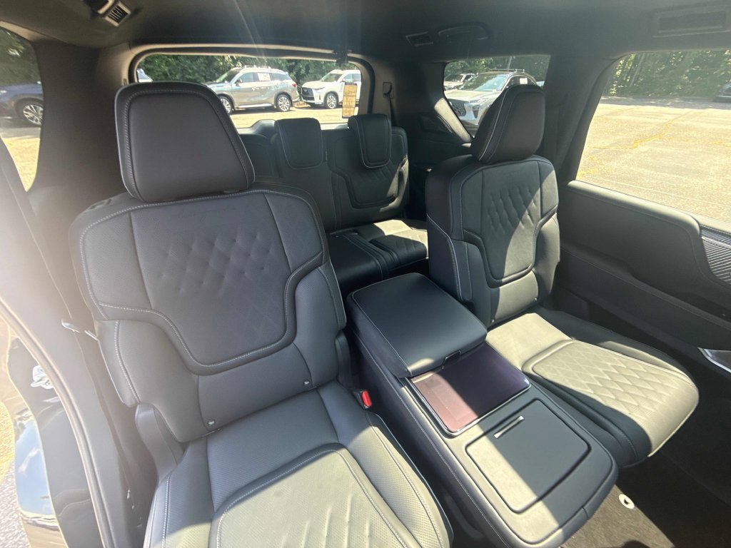 New 2027 INFINITI QX80 Autograph w/ Premium Cargo Package AWD/4WD image 29