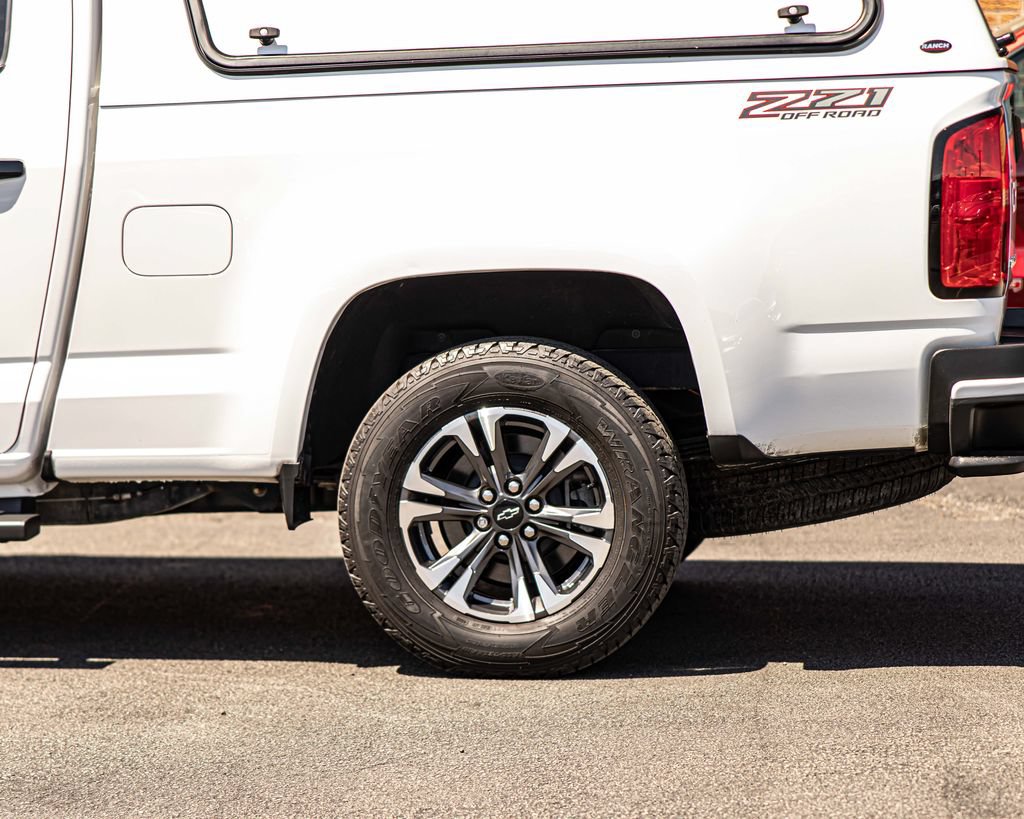 Used 2022 Chevrolet Colorado Z71 AWD/4WD image 7