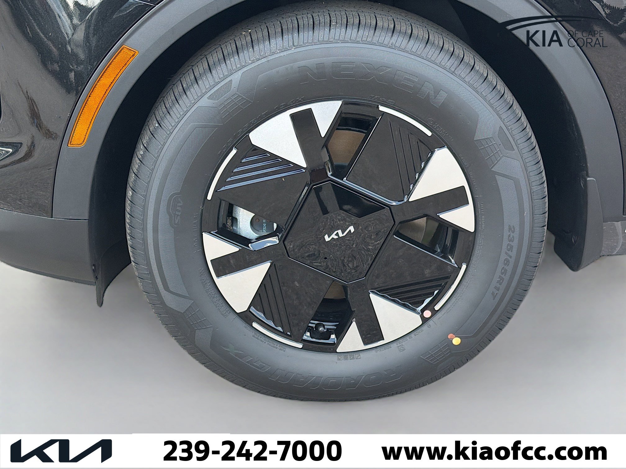 New 2026 Kia Sportage LX image 33