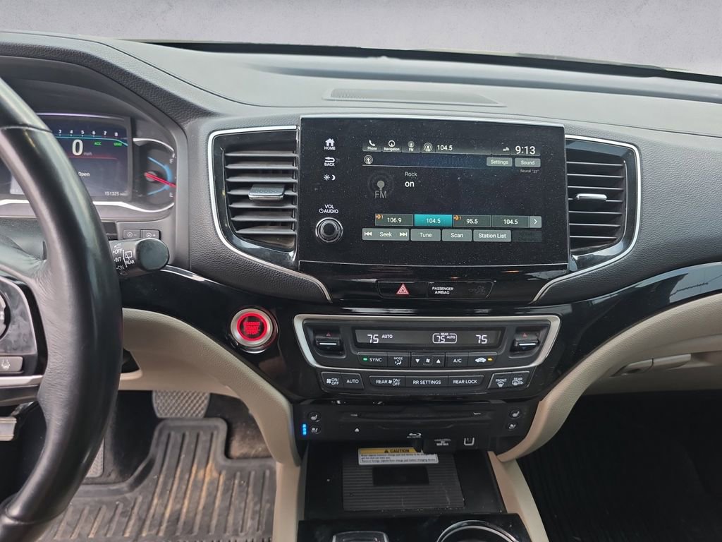 Used 2019 Honda Pilot Elite image 11
