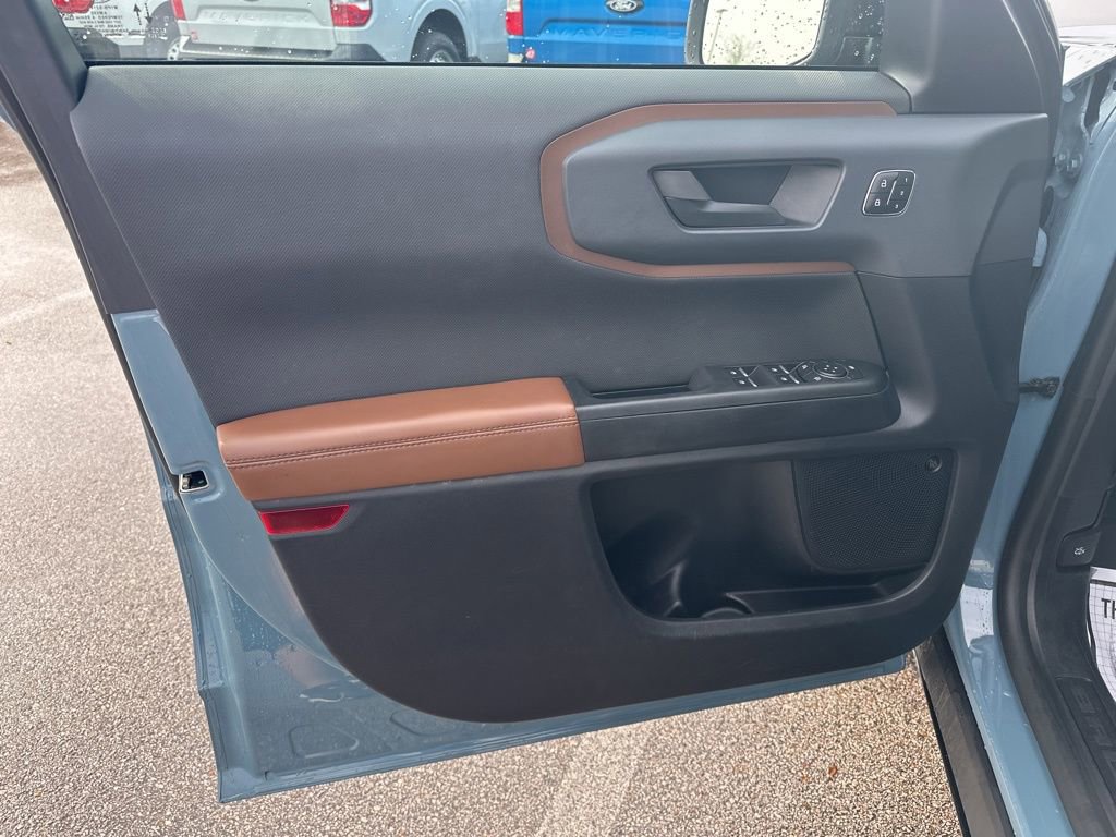 Used 2023 Ford Bronco Sport Outer Banks w/ Tech Package image 11