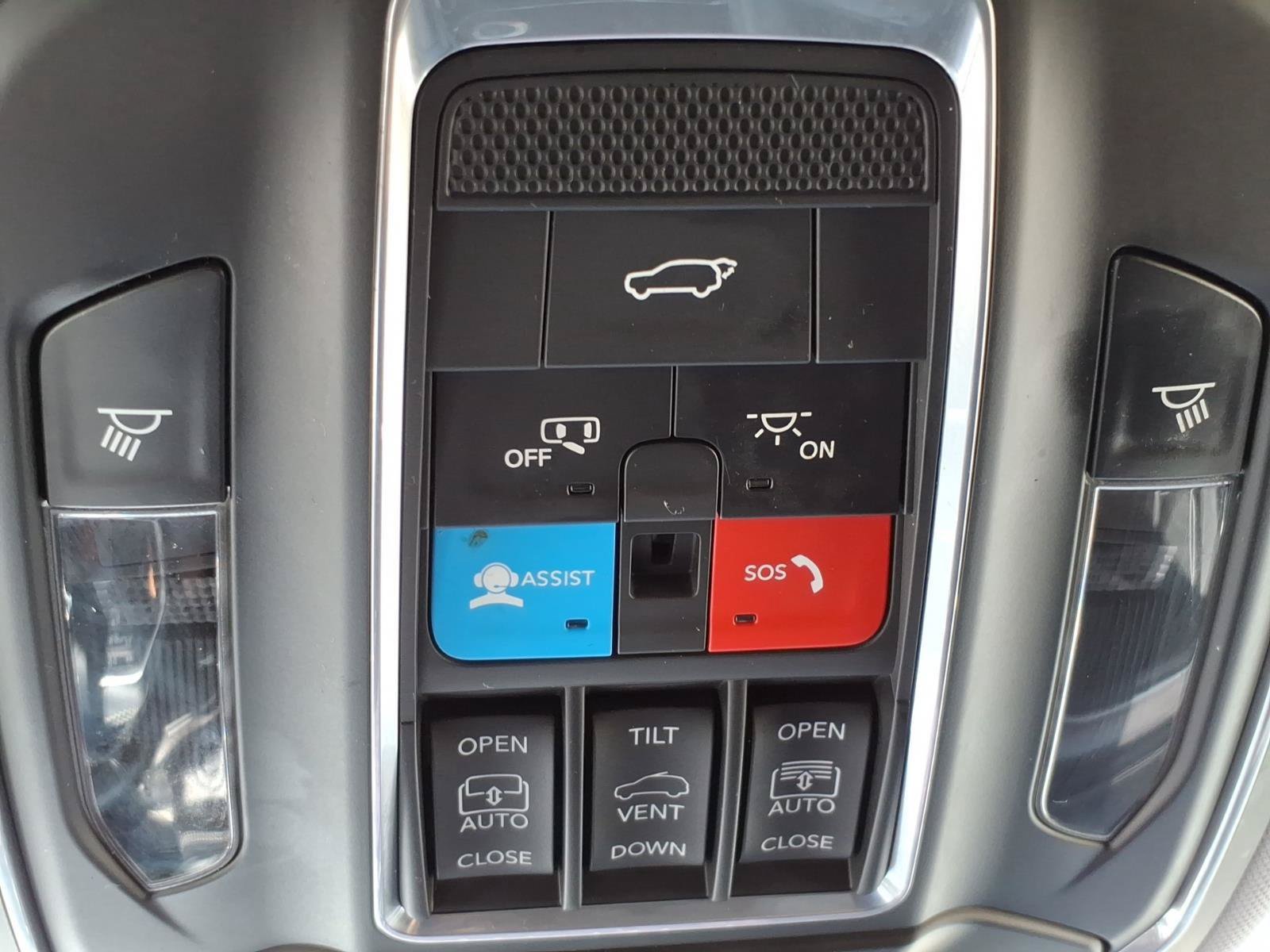 Used 2021 Jeep Grand Cherokee L Limited AWD/4WD image 22