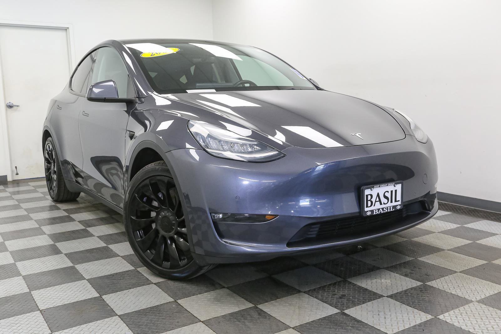 Used 2021 Tesla Model Y Long Range AWD/4WD image 2
