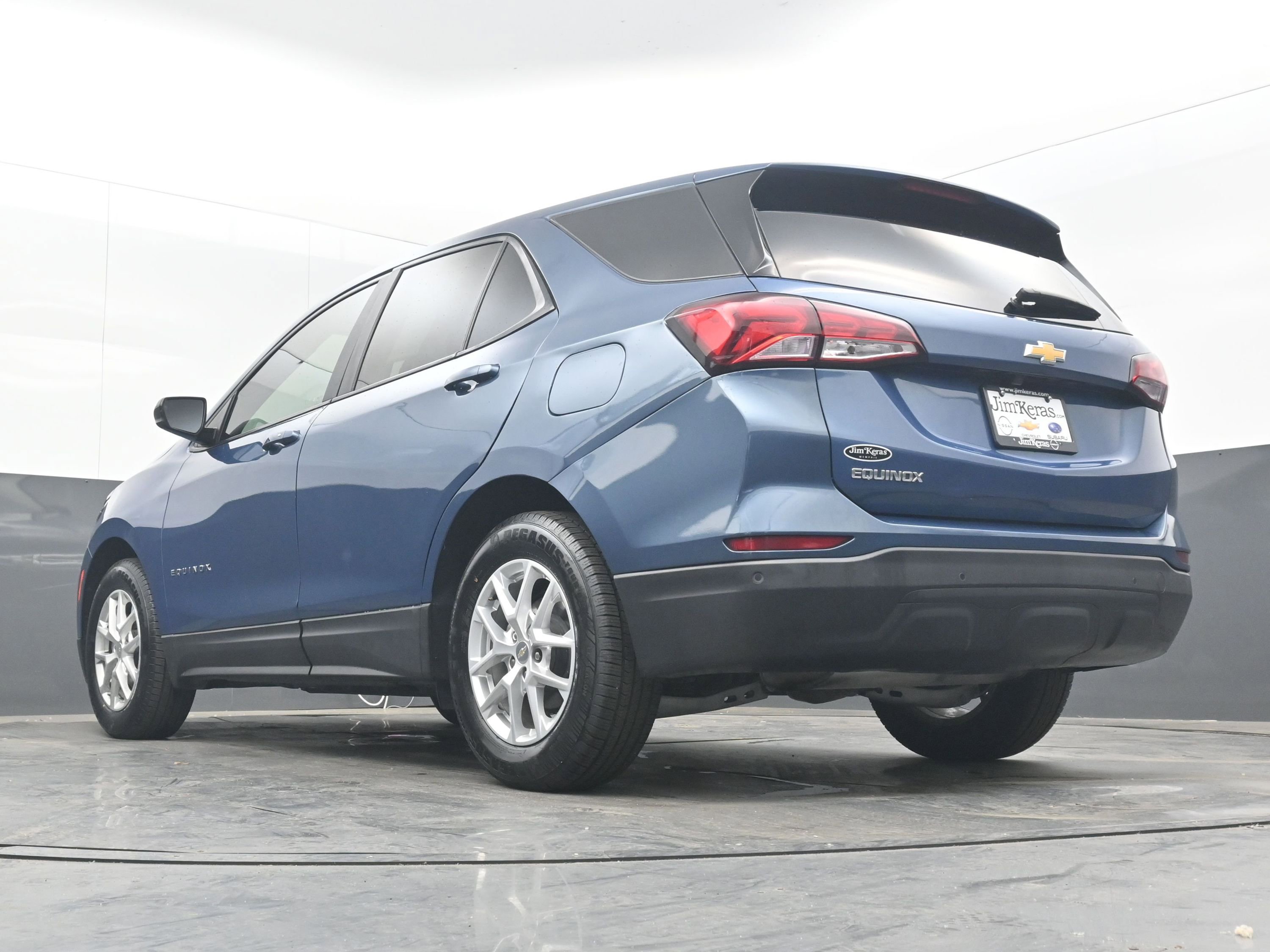 Used 2024 Chevrolet Equinox LS w/ LS Convenience Package FWD image 23