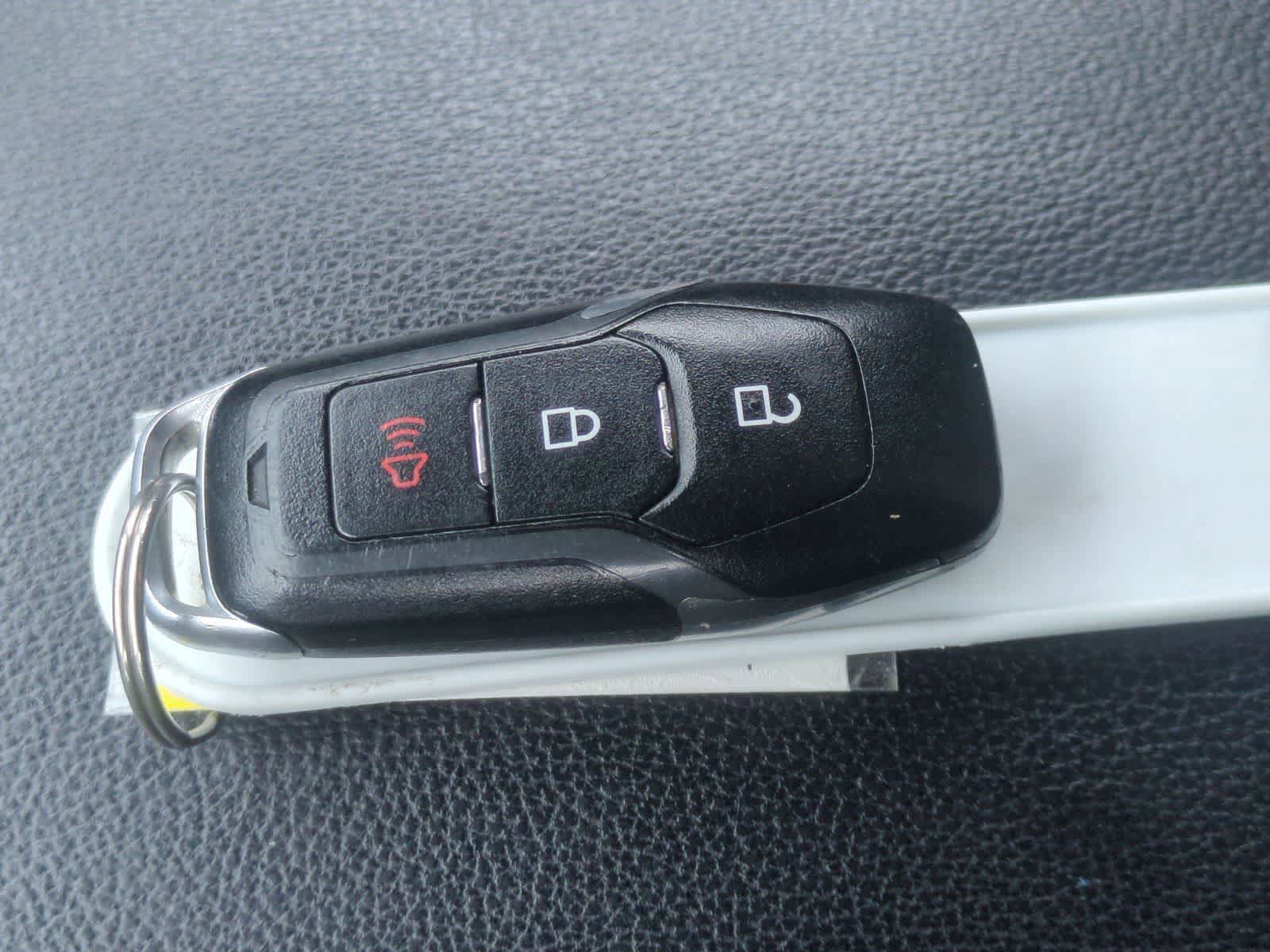 Used 2017 Ford Explorer XLT AWD/4WD image 34