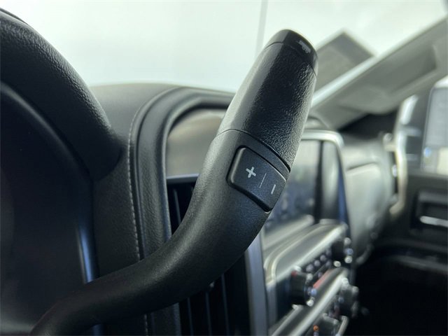 Used 2015 GMC Sierra 2500 Denali w/ Duramax Plus Package image 16