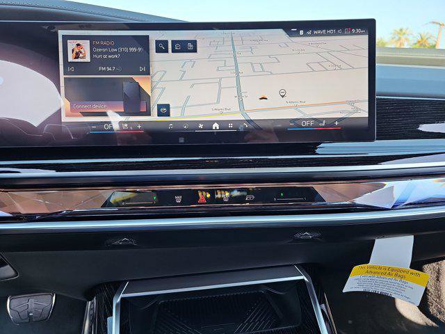 New 2025 BMW 750e xDrive image 21