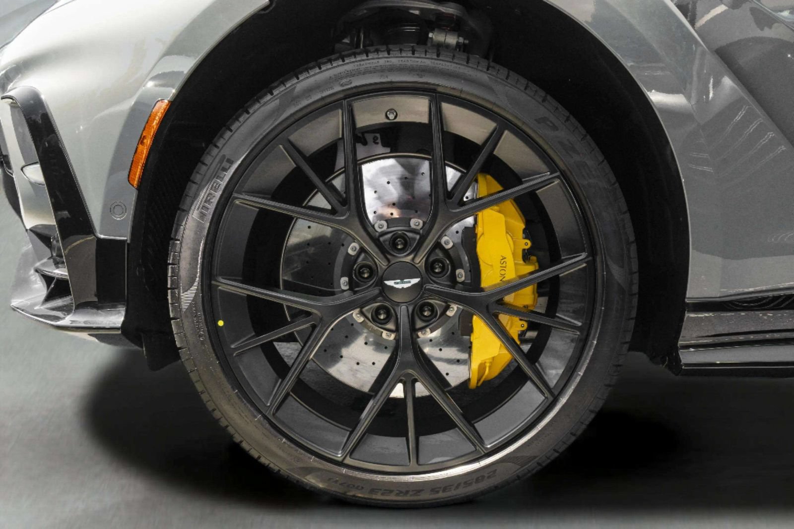 New 2026 Aston Martin DBX 707 AWD/4WD image 8