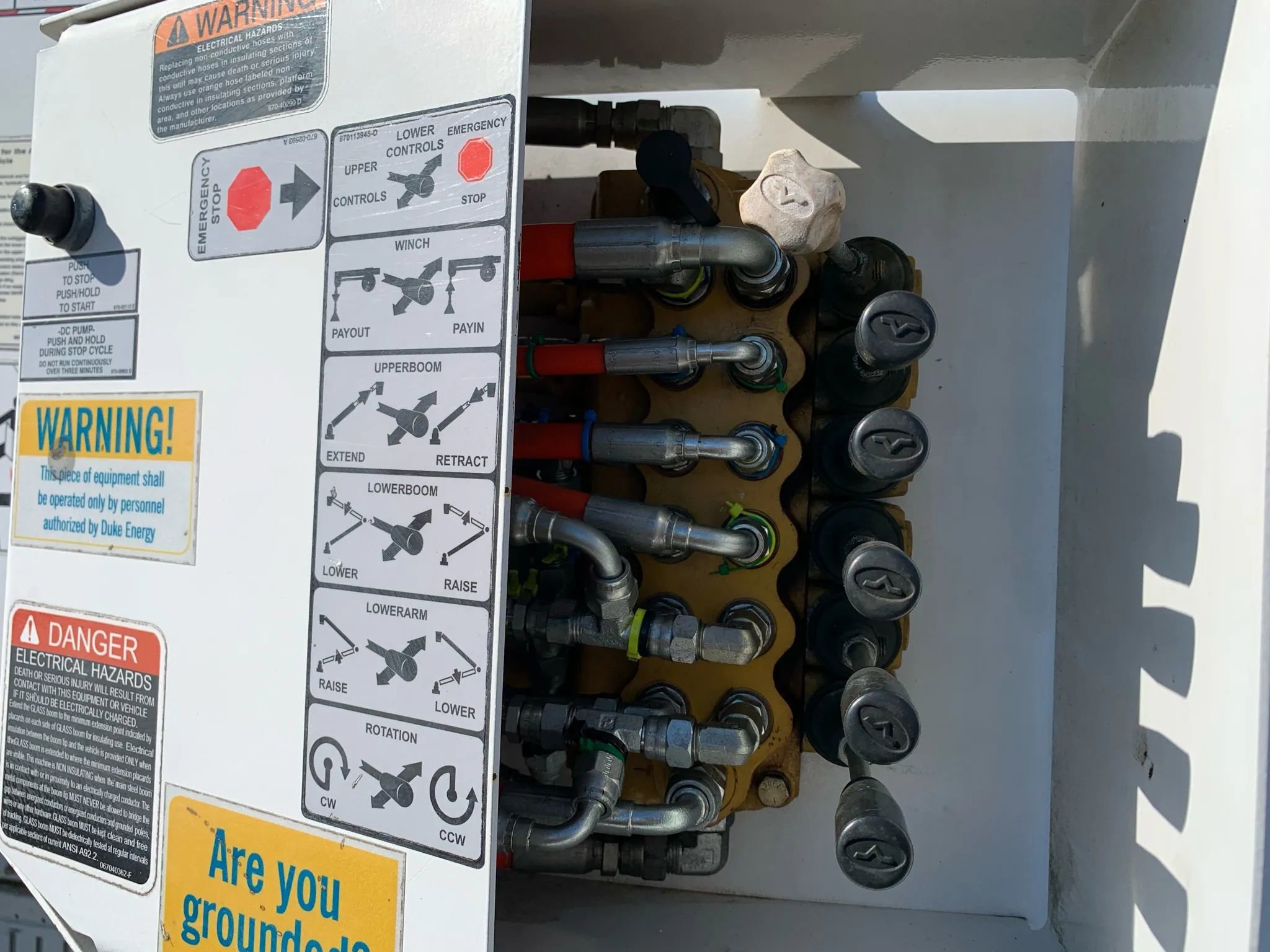 Used 2016 Ford F550 XL 165  W.B. 2D image 40