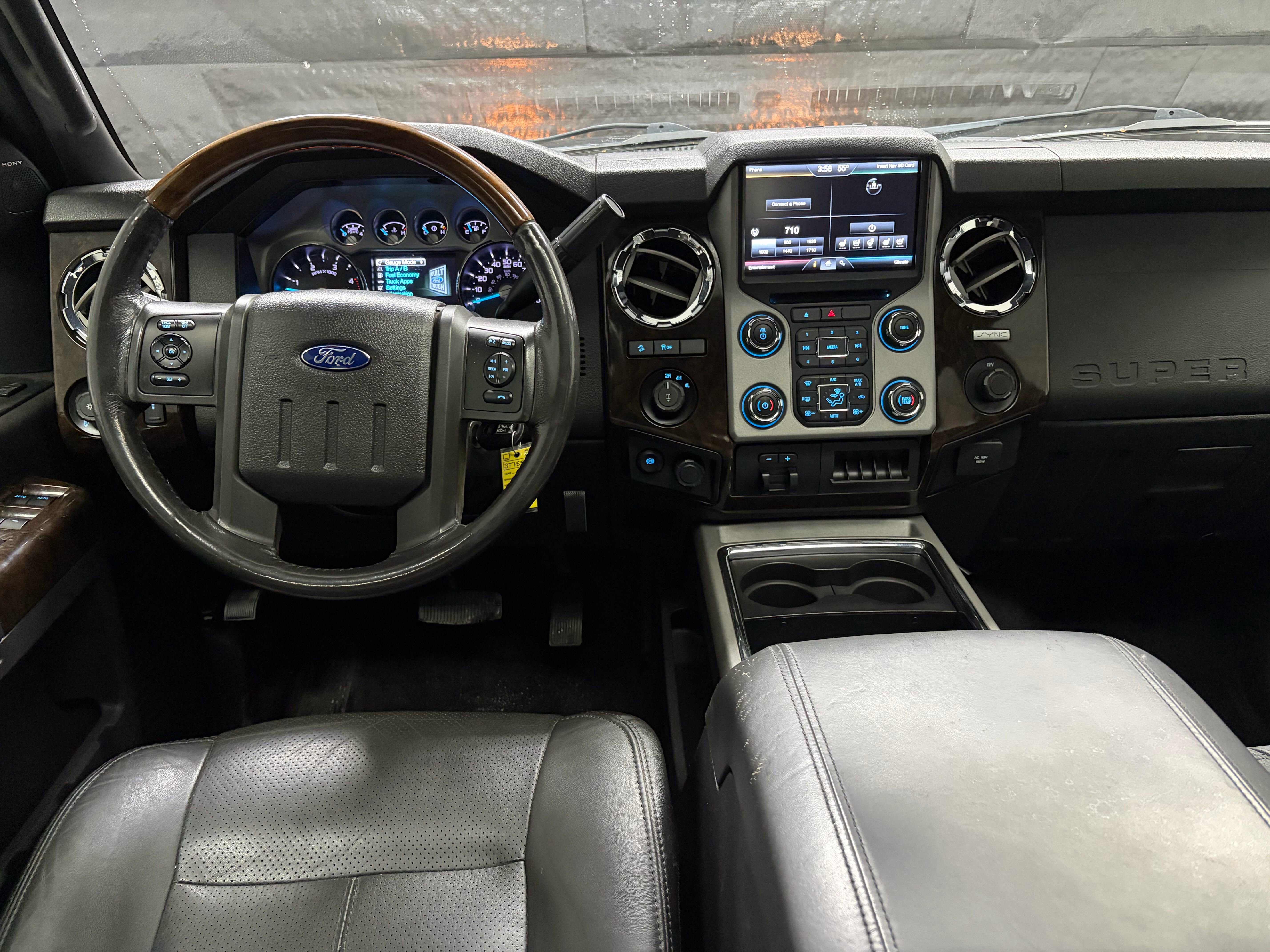 Used 2016 Ford F250 Platinum w/ FX4 Off-Road Package AWD/4WD image 10