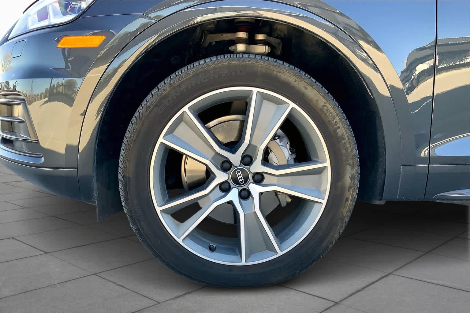 Used 2019 Audi Q5 2.0T Premium Plus w/ Premium Plus Package AWD/4WD image 11