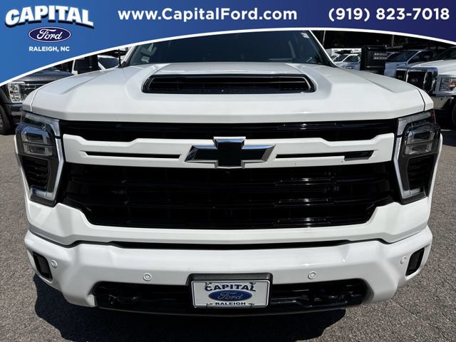 Used 2024 Chevrolet Silverado 2500 LTZ w/ LTZ Plus Package AWD/4WD image 10