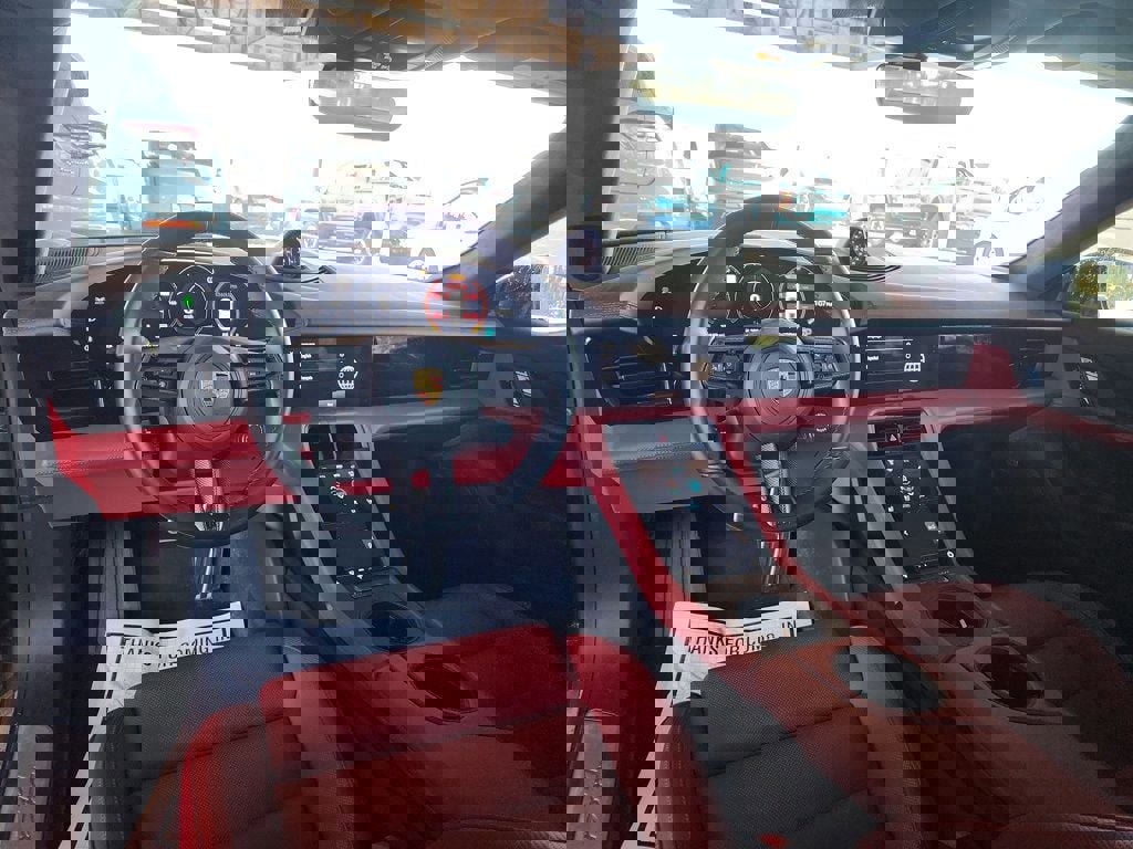 Used 2020 Porsche Taycan Turbo image 14