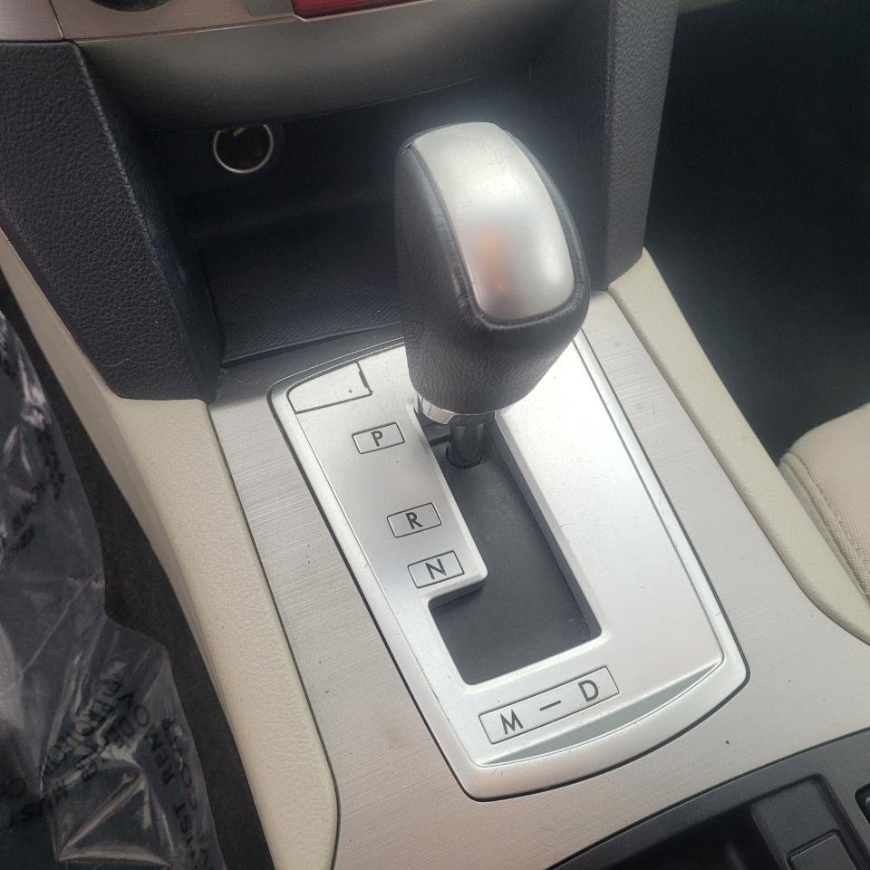 Used 2013 Subaru Legacy 2.5i Premium image 17