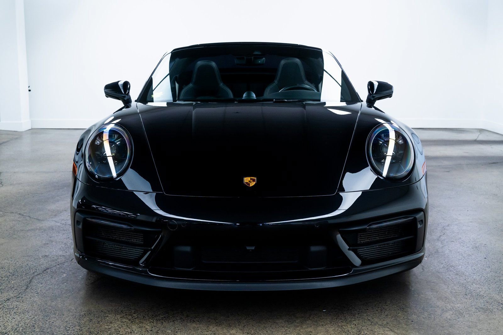 Used 2023 Porsche 911 Targa 4 GTS image 2