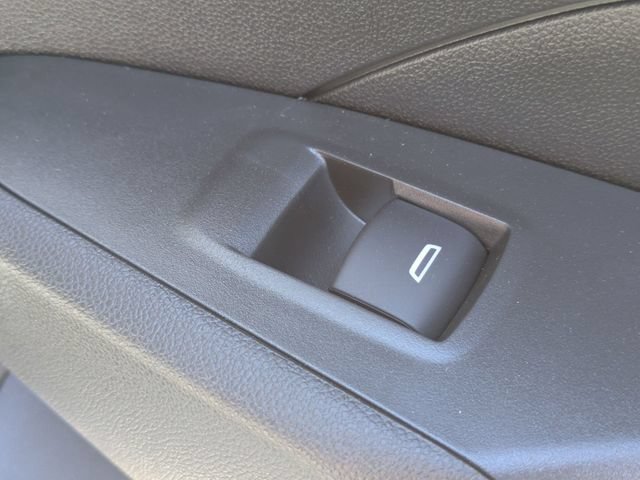 New 2026 Chevrolet Trax LT w/ Driver Confidence Package FWD image 29