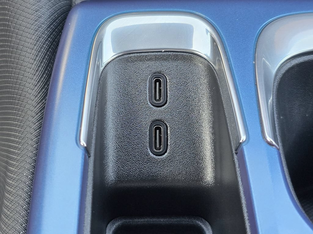 Certified 2025 Chevrolet Equinox EV LT FWD image 27