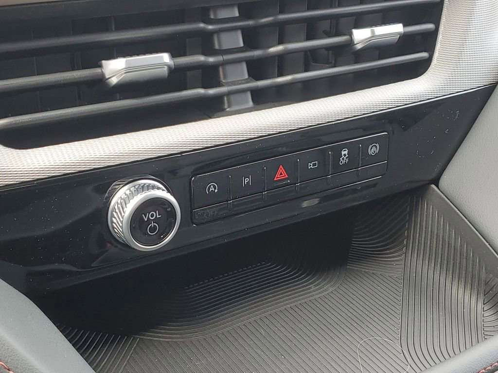 New 2026 Ford Explorer Active AWD/4WD image 18