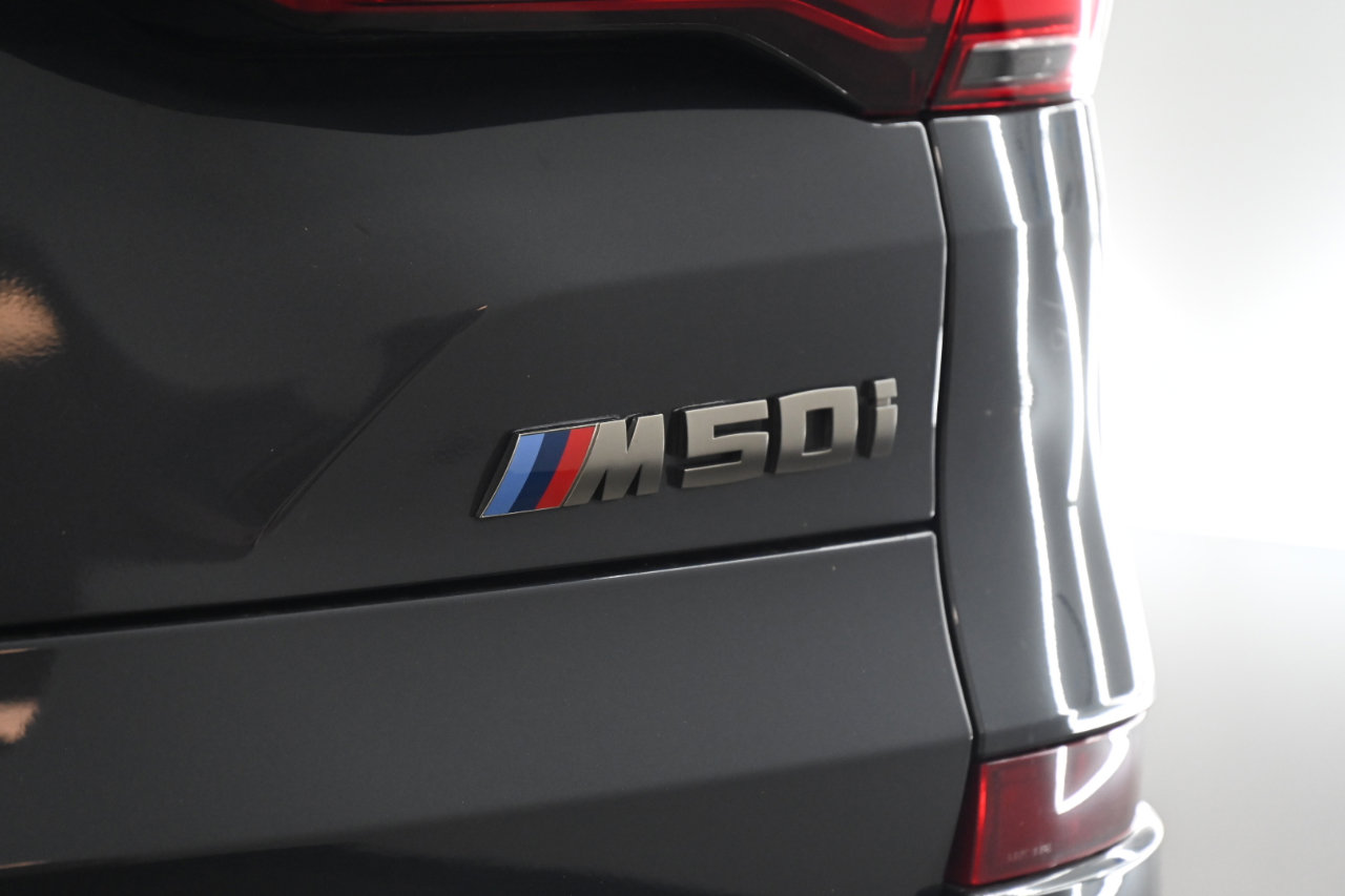 Used 2020 BMW X5 M50i w/ Premium Package image 14
